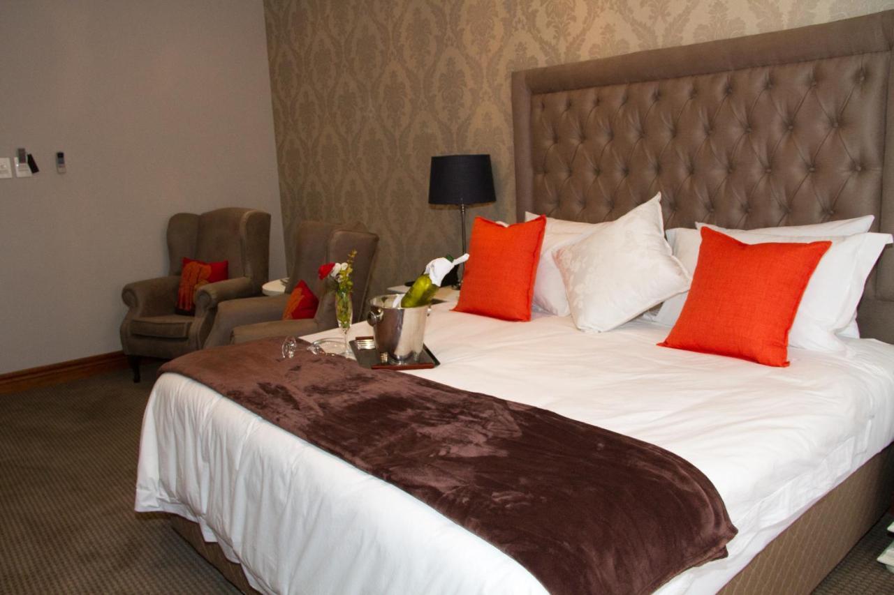 Classique Grace Boutique Hotel แซนด์ตัน ภายนอก รูปภาพ