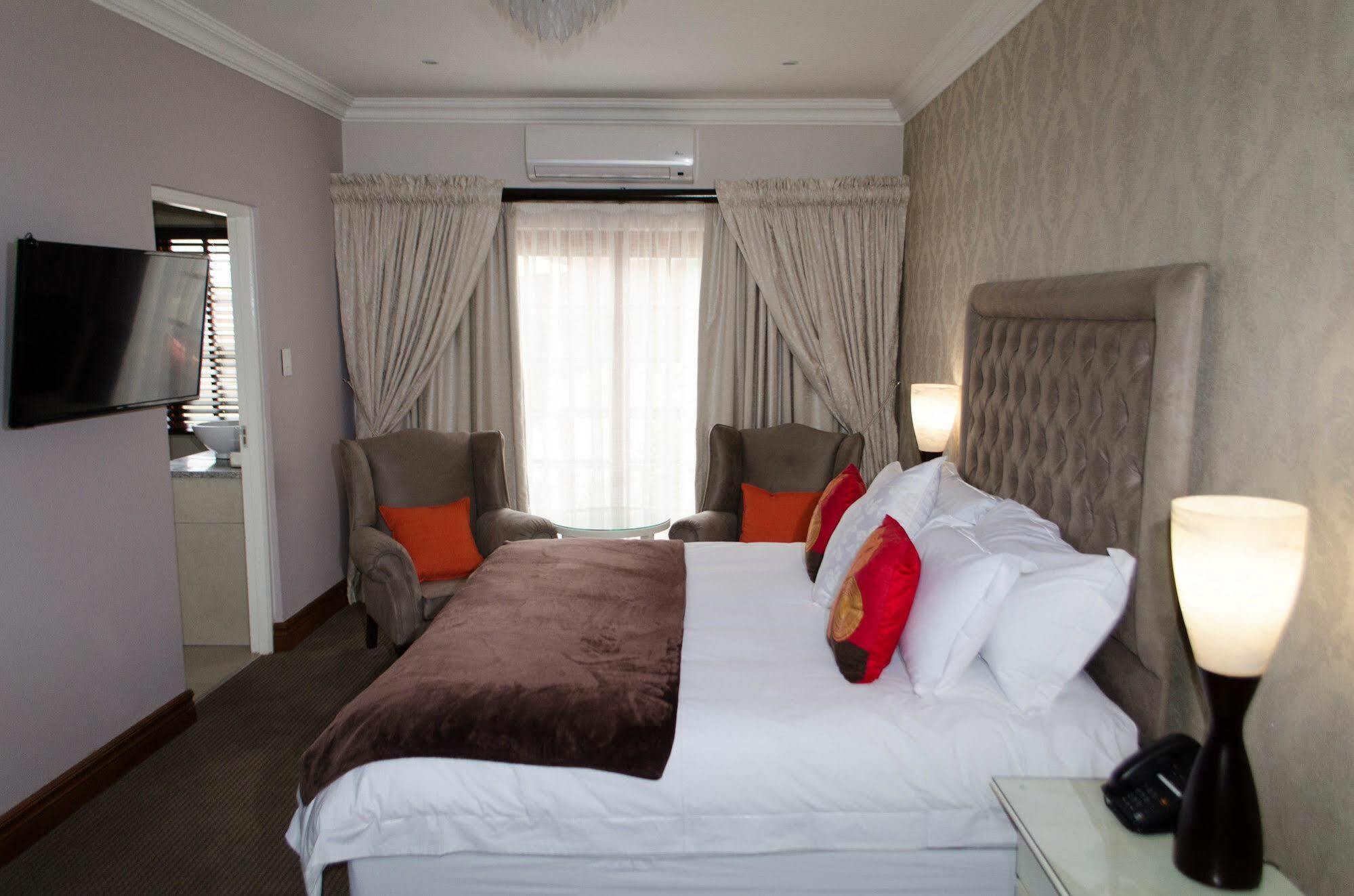 Classique Grace Boutique Hotel แซนด์ตัน ภายนอก รูปภาพ