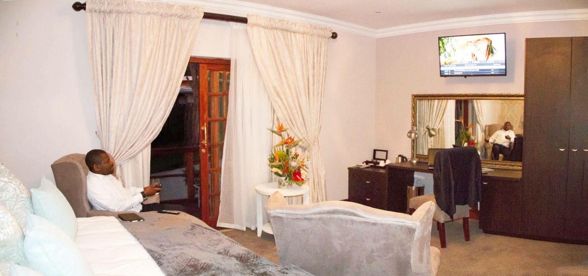 Classique Grace Boutique Hotel แซนด์ตัน ภายนอก รูปภาพ