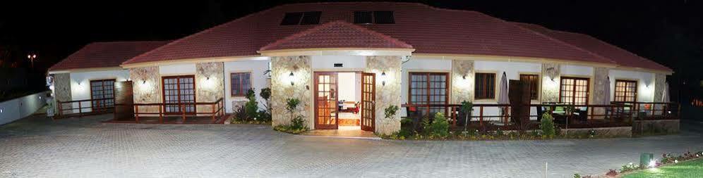 Classique Grace Boutique Hotel แซนด์ตัน ภายนอก รูปภาพ
